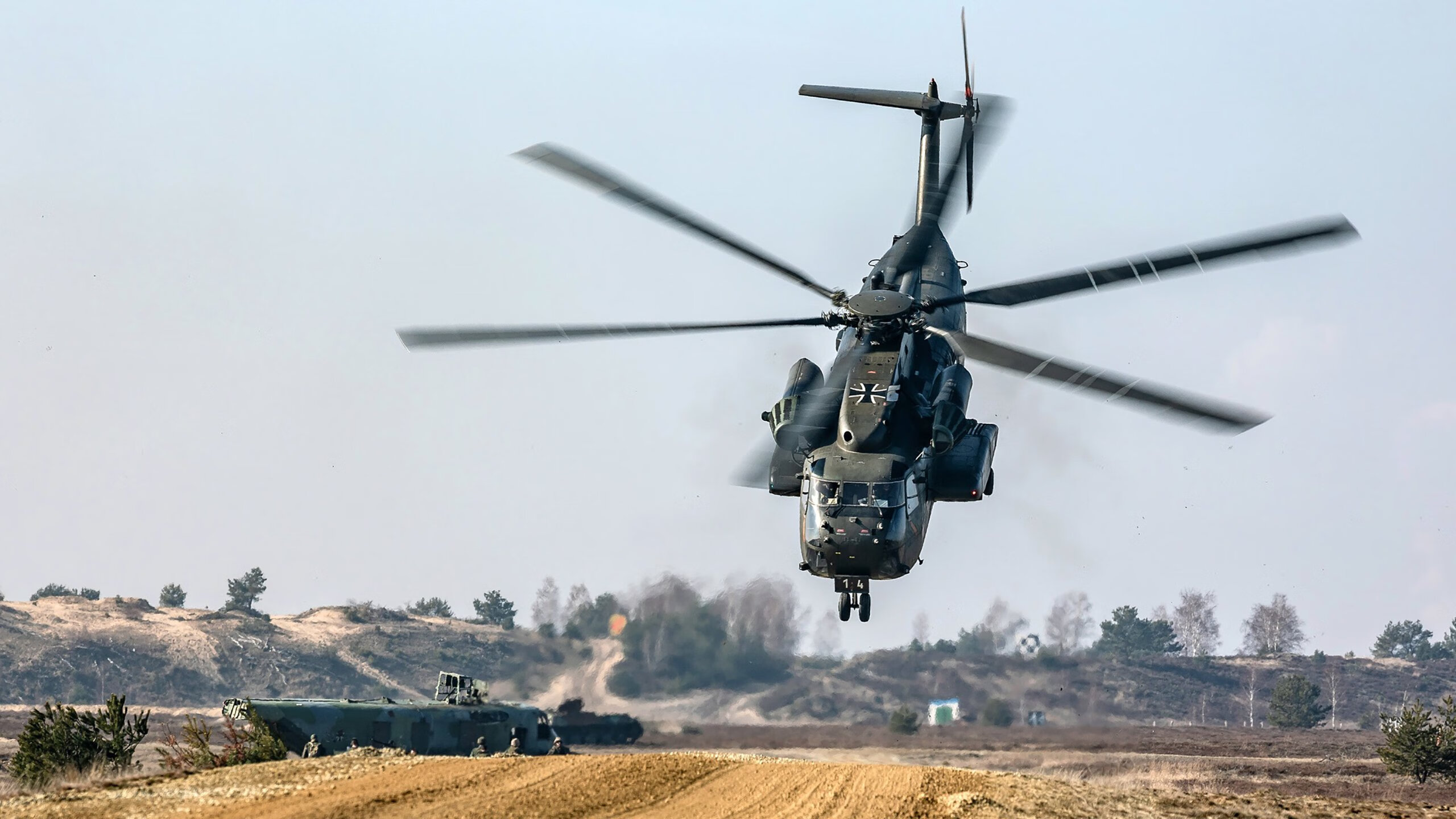 历史荣光：自由投、篮板、盖帽的传奇瞬间