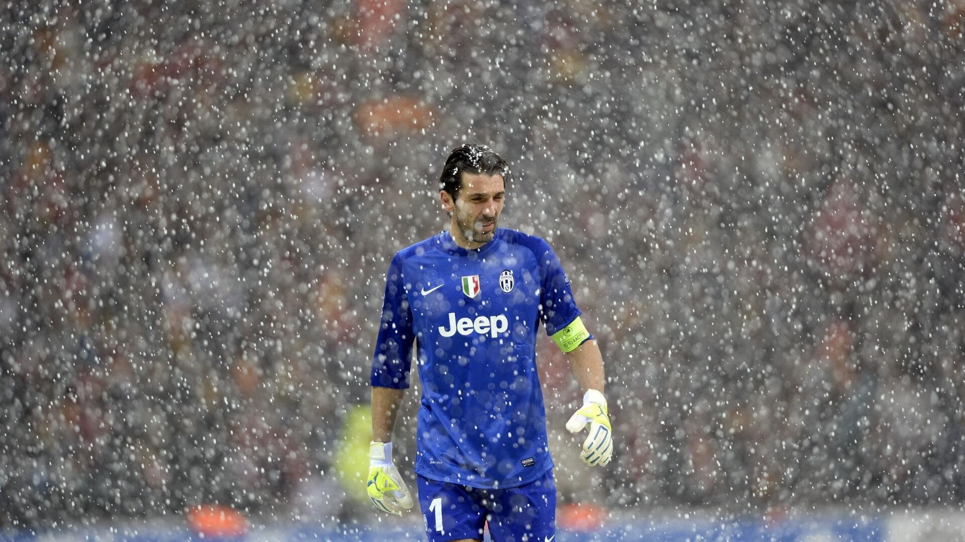 AYX GAME-浓眉表示保持健康是赛季最大挑战，浓眉在哪场比赛中上场时间最短